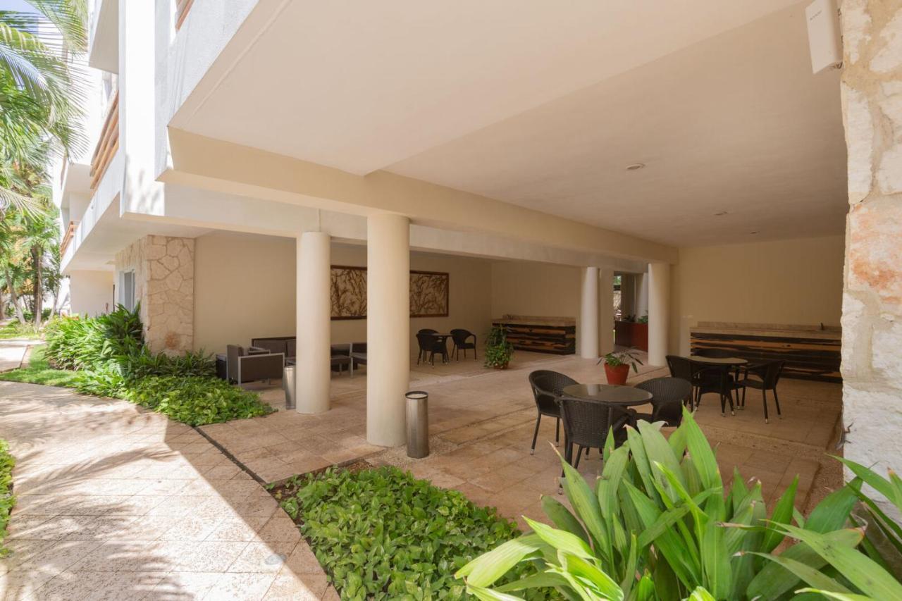 Phenomenal Combo Of 2 Separate Ph 1 In With Private Jacuzzi, Chic Amenities, Gym And 2 Rooftops Appartement